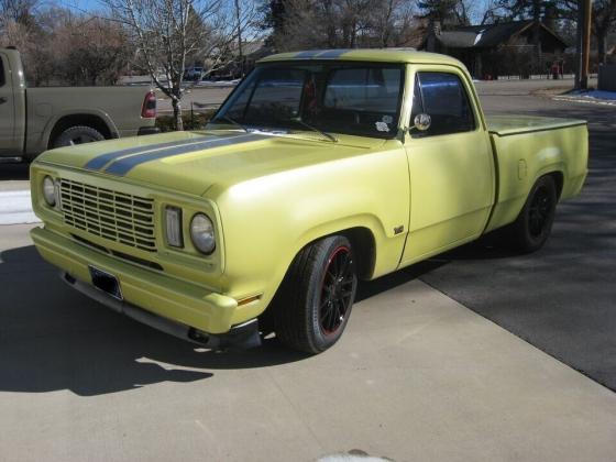 1975 Dodge D100 restomod V10 matching tranny 66K Miles