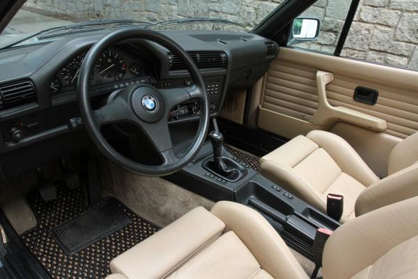 1988 BMW 325i convertible
