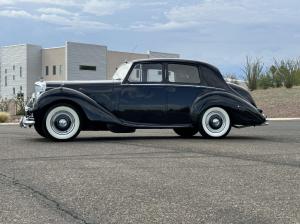 1954 Bentley R-Type Dark Blue Saloon Sedan